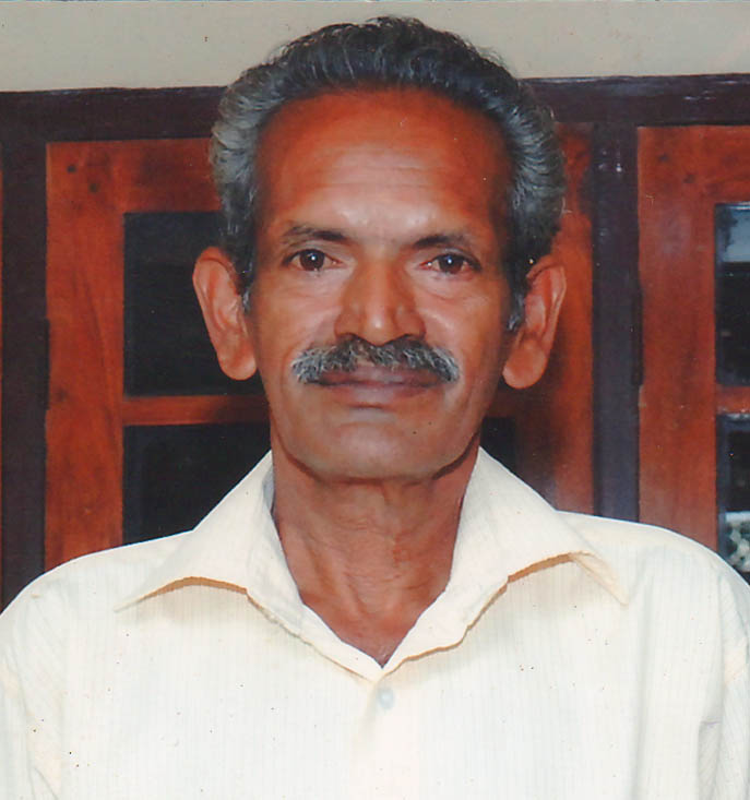 മൂന്നുമുറി പ്ലാശ്ശേരി ചുക്കിരിയാന്‍ വീട്ടില്‍ ഇട്ടുപ്പുണ്ണി (65) നിര്യാതനായി