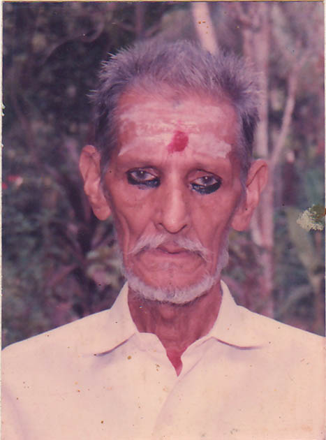 നെല്ലായി പന്തല്ലൂര്‍ കുന്നത്തേരി തെക്കേമഠത്തില്‍ ശ്രീധരന്‍ കര്‍ത്താ (94) നിര്യാതനായി
